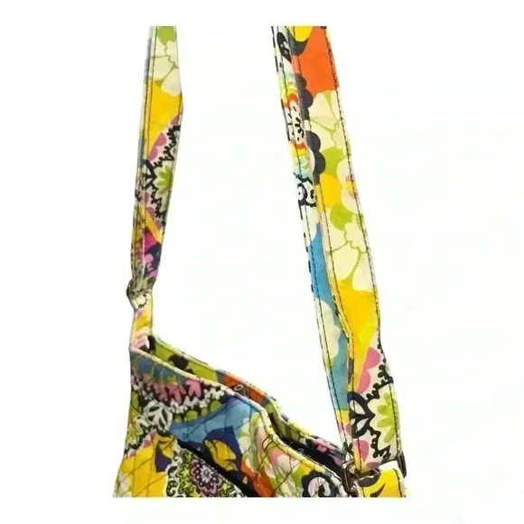 Vera Bradley Multicolored Crossbody Bag with sizzler and adjustable strap. - Picture 6 of 12